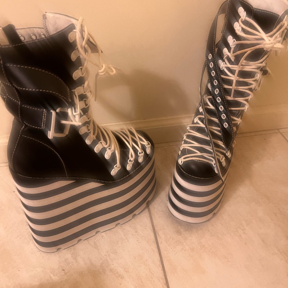 Dolls Kill Black and White Striped Platform Boots - Picture 4 of 11